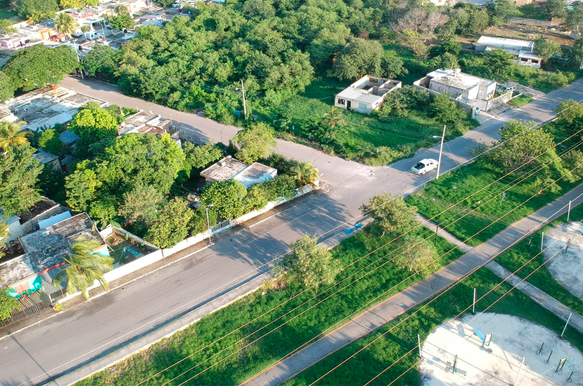 1191-22WE-26-Terreno-en-Esquina-en-Venta-frente-a-Paseo-Verde-de-Tixcacal-Opichen-Merida- (7).jpg